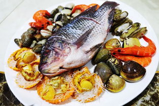 它顛覆了梧州人吃海鮮的印象 這家開在市中心的 水產寶殿 ,把長樂海域直接 搬進 來了 現在竟然還能...